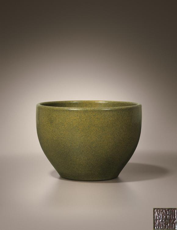 香港中汉清乾隆 茶叶末釉卷缸