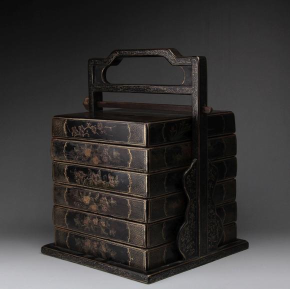 清代漆器描金提梁盒食盒achinesegildlacquerworkhamper