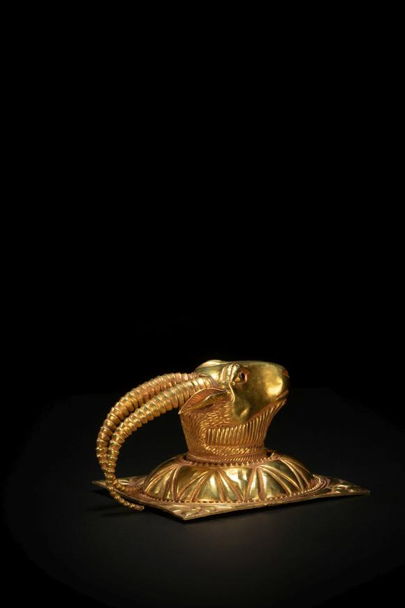 gold goat head from sassanid dynasty 波斯萨珊王朝金羊头