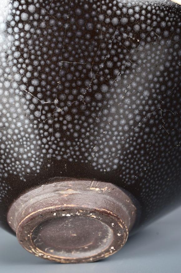 宋磁州窑油滴盏