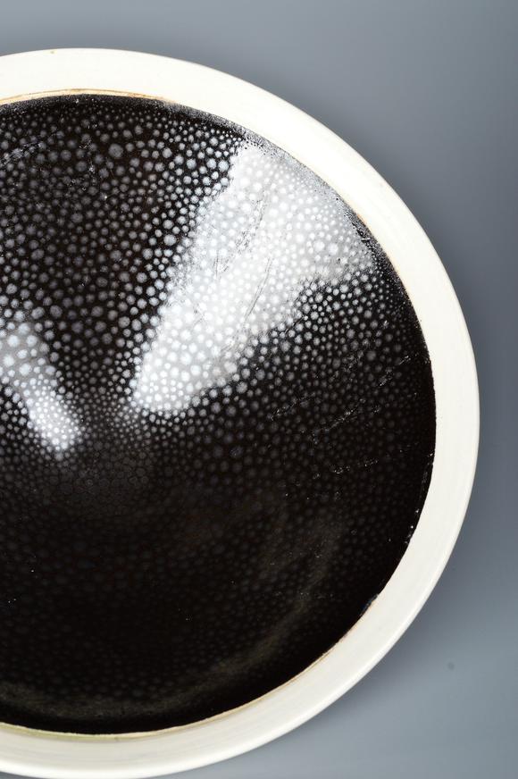 宋磁州窑油滴盏